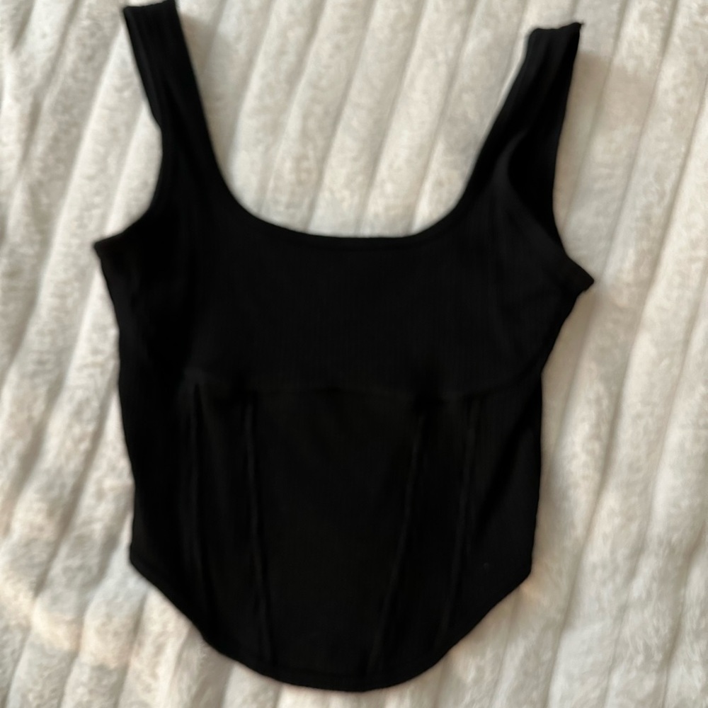 Chic Black Sleeveless Top
